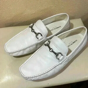 Kenneth Cole Swing of Things Size 10M